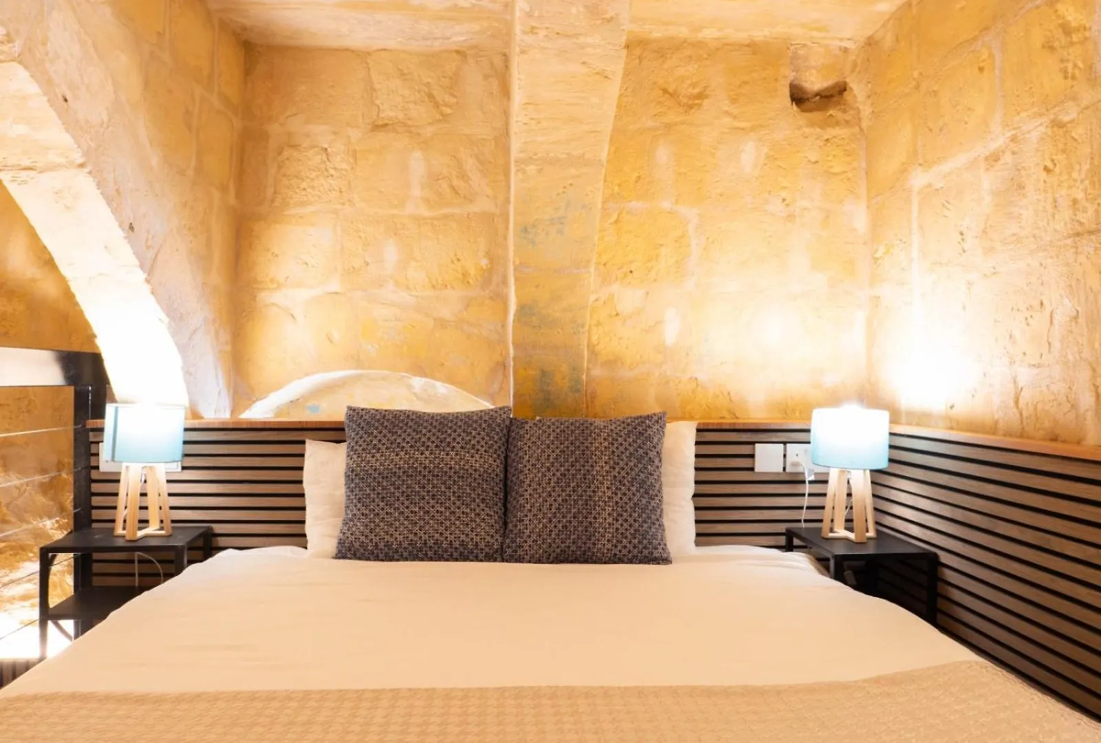 Ursula Apartments Self Catering Studios And 1-Br In Central Valletta By Tritoni Hotels